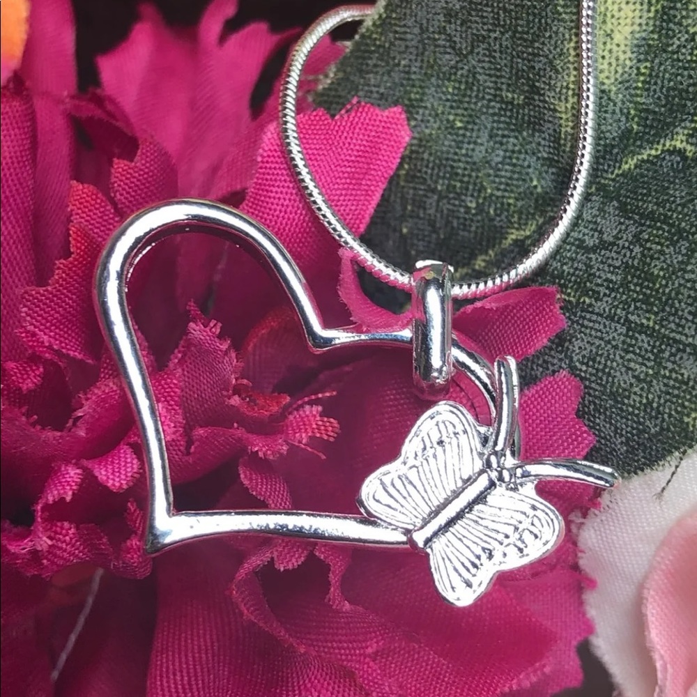 New! 925 stamped sterling silver heart necklace